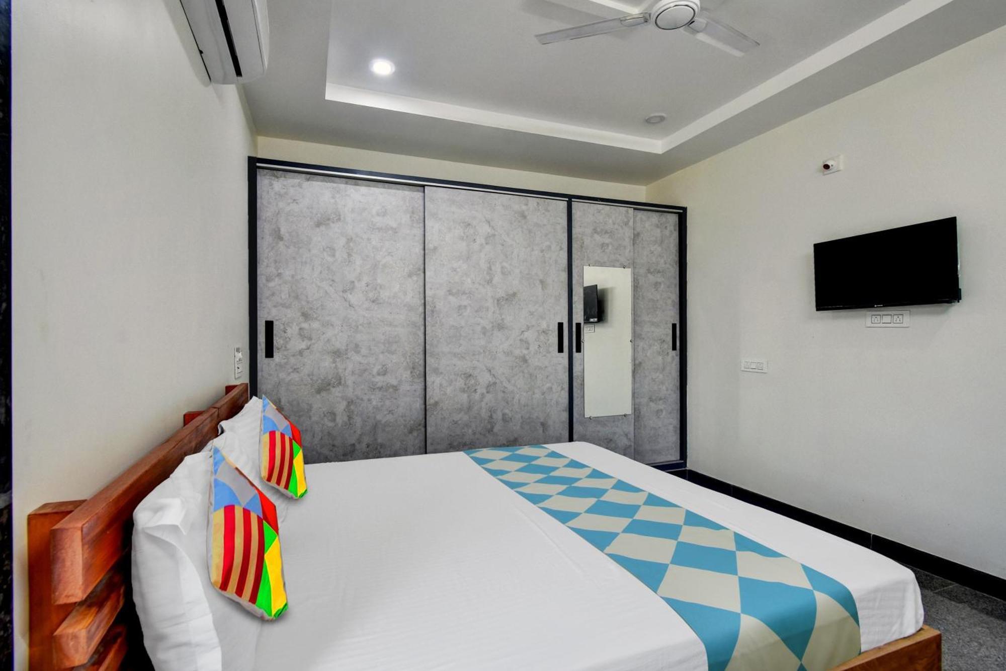 Oyo Home Msr Guest Inn Homestay Nellore Exterior photo